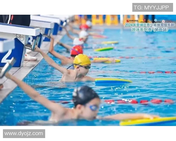 闫子贝:从青涩泳者到世界泳坛新星的成长之路与奋斗历程