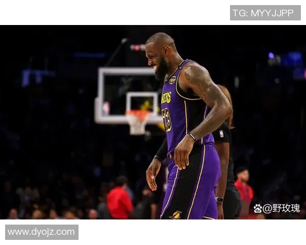 2016年湖人队与鹈鹕队精彩对决回顾及赛季分析